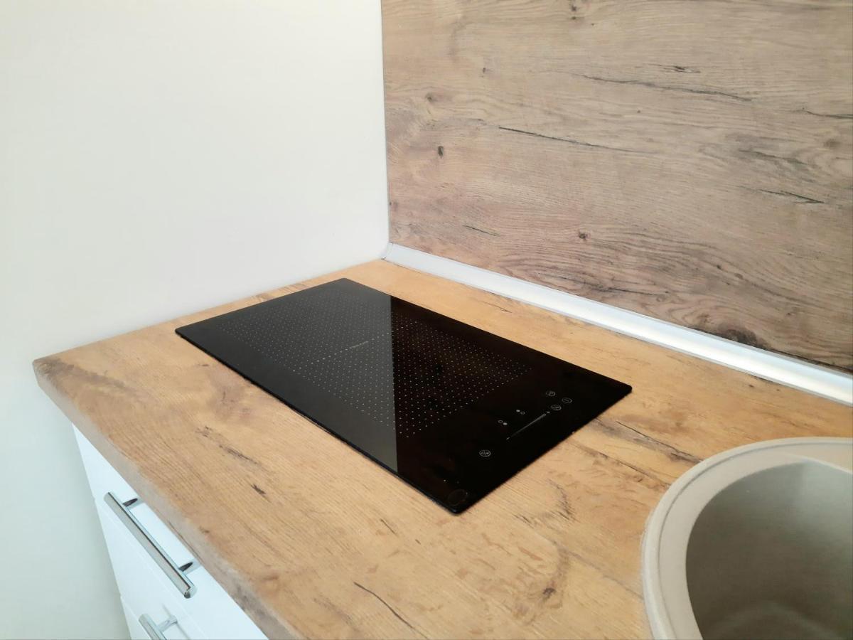 M&M Apartment V Self Check-In Panevezys Ngoại thất bức ảnh